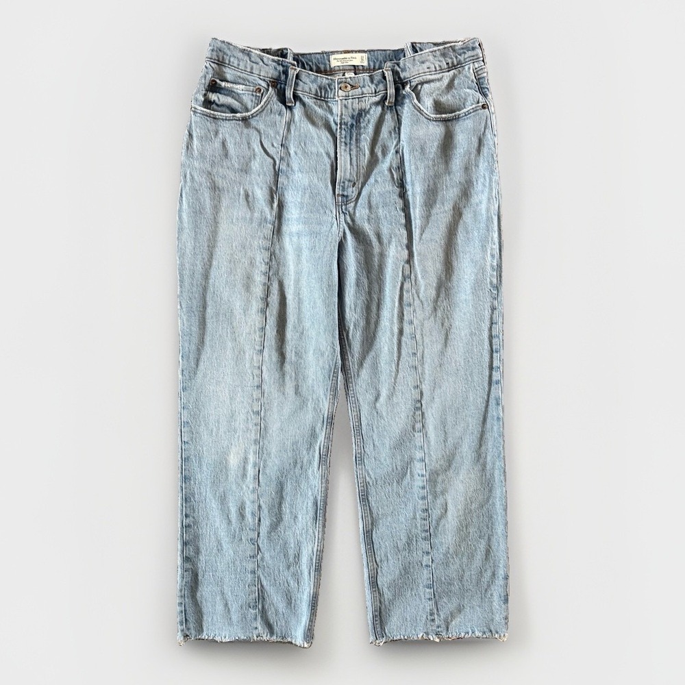 Abercrombie & Fitch 90s Relaxed Jean 33 16S (Actual‎ 36x29) Curve Love High Rise